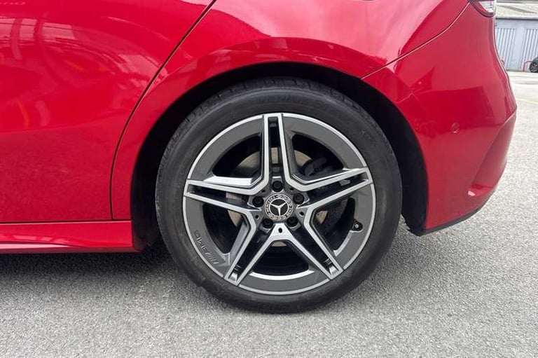 2019 Mercedes-Benz A-Class 1.3 A200 AMG Line (Executive) Hatchback 5dr Petrol 7G-DCT Euro 6 (s/s)...