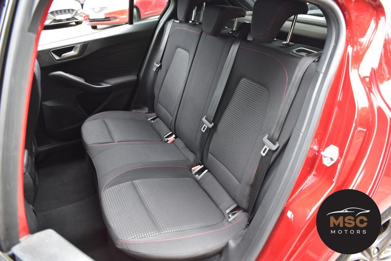 2018 Ford Focus 1.0T EcoBoost ST-Line Hatchback 5dr Petrol Manual Euro 6 (s/s) (125 ps) Hatchback...