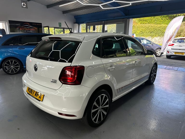 VOLKSWAGEN POLO 1.2 TSI beats 2017