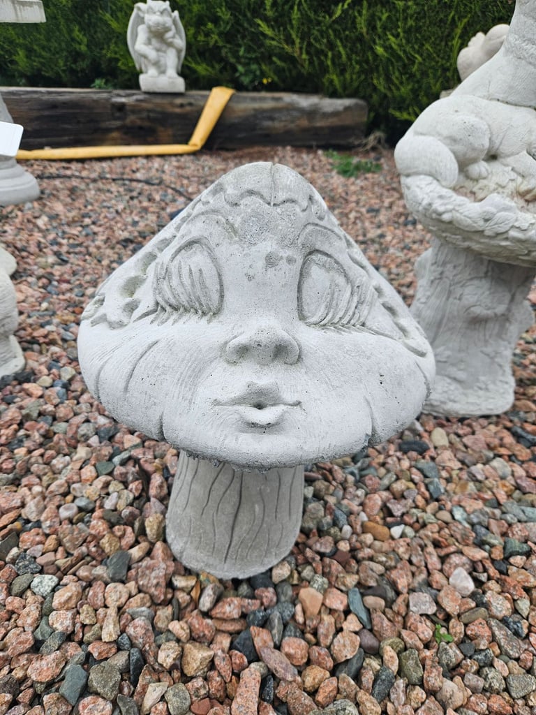 Concrete Mushroom Garden Ornament 