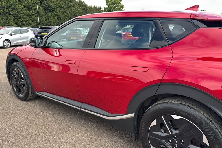  Kia EV6 63kWh Air SR Hatchback 5dr Electric Auto 169 bhp Electric