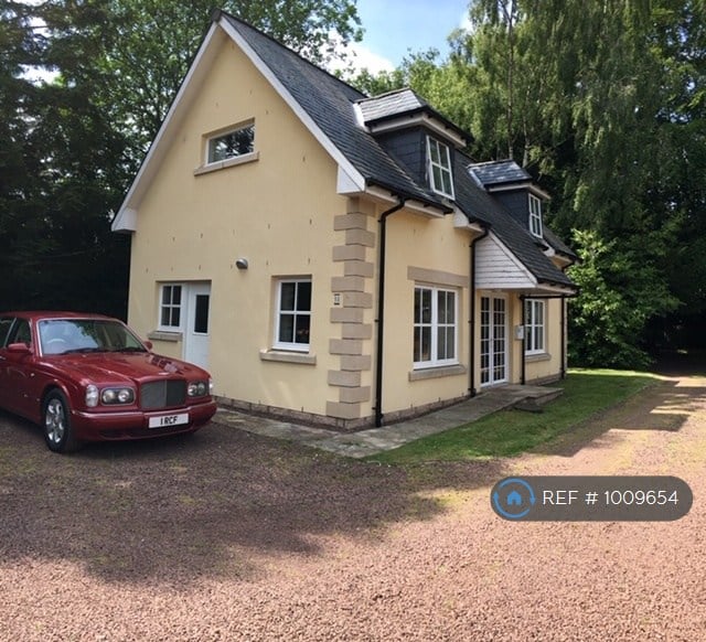 2 bedroom house in Mary Young Drive, Blairgowrie, PH10 (2 bed) (#1009654)