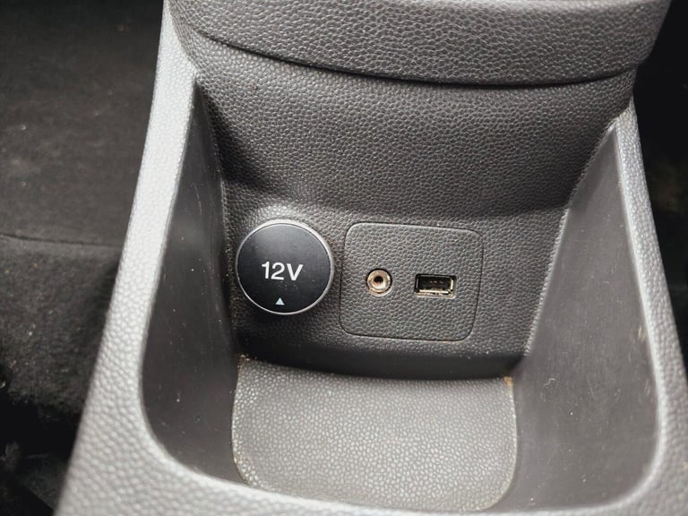 2013 Ford Fiesta 1.0T EcoBoost Titanium Euro 5 (s/s) 5dr Hatchback Petrol Manual