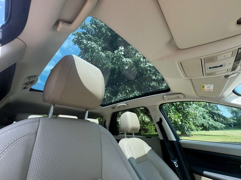 2015 Land Rover Discovery Sport 2.2 Discovery Sport HSE SD4 Auto 4WD 5dr SUV Diesel Automatic