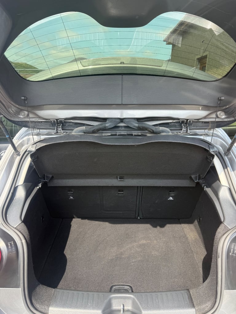 Mercedes-Benz, A CLASS, Hatchback, 2014, Manual, 1461 (cc), 5 doors
