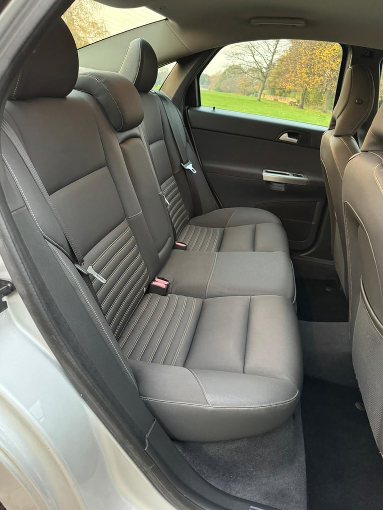 2007 Volvo S40 2.0D SE Sport 4dr SALOON DIESEL Manual