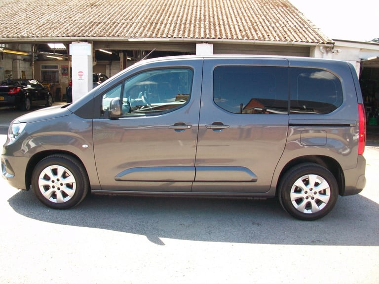 2020 Vauxhall Combo Life 1.2 Turbo Energy 5dr [7 seat] MPV Petrol Manual