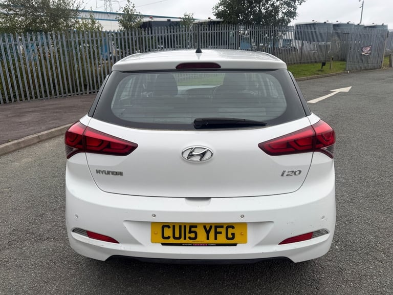 2015 HYUNDAI I20 SE CRDI HATCHBACK WHITE DIESEL
