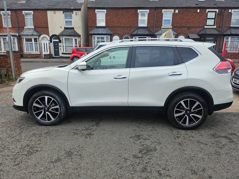 2015 Nissan X-Trail 1.6 dCi Tekna SUV 5dr Diesel Manual Euro 5 (s/s) (130 ps) ESTATE Diesel Manual