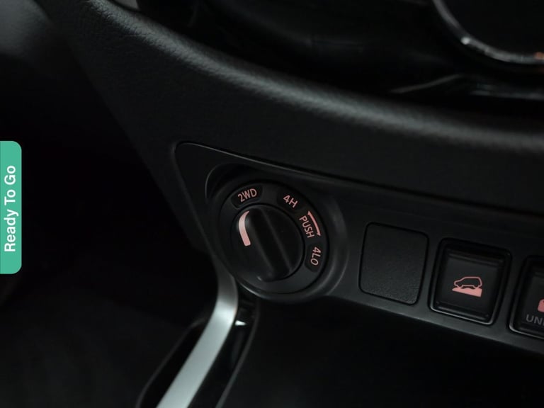 2021 Nissan Navara 2.3 dCi Tekna Pickup Double Cab 4dr Diesel Auto 4WD Euro 6 (190 ps) Pick Up DI...