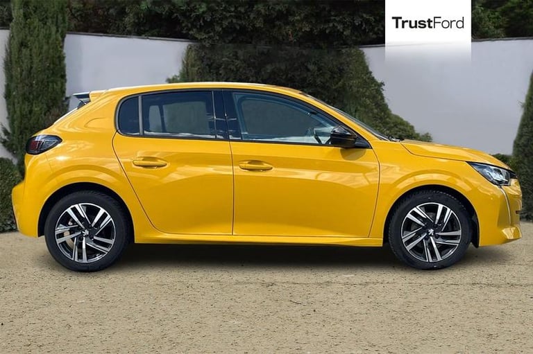 2023 Peugeot 208 1.2 PureTech 100 Allure Premium + 5dr HATCHBACK PETROL Manual