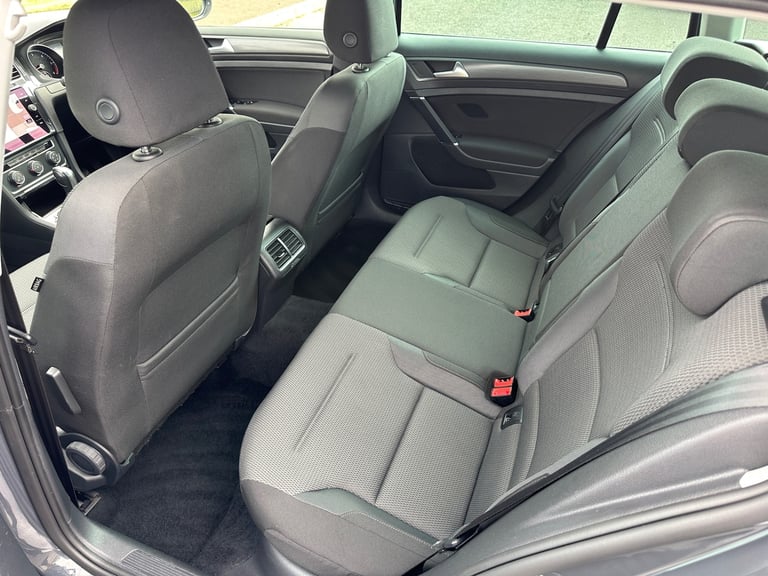 2018 Volkswagen Golf 1.6 TDI SE 5dr DSG [Nav] ESTATE Diesel Automatic