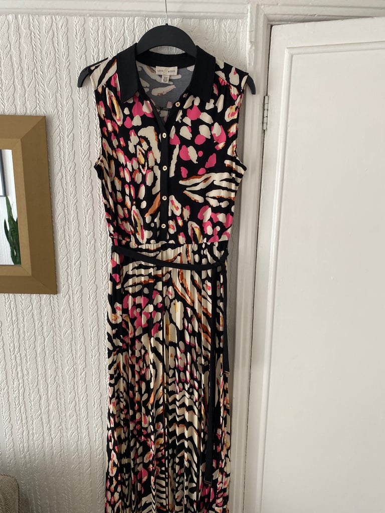 image for Dress size 10 worn once 