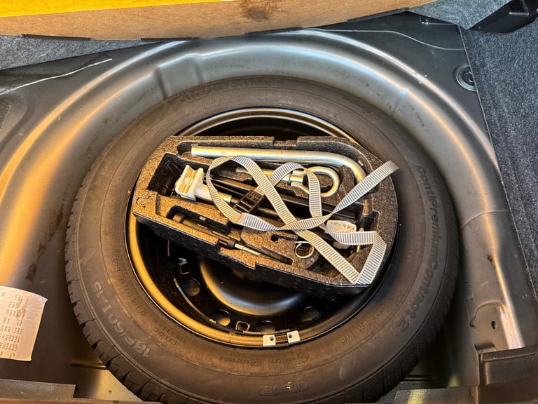 2011 Volkswagen Polo 1.2 60 SE 5dr HATCHBACK Petrol Manual