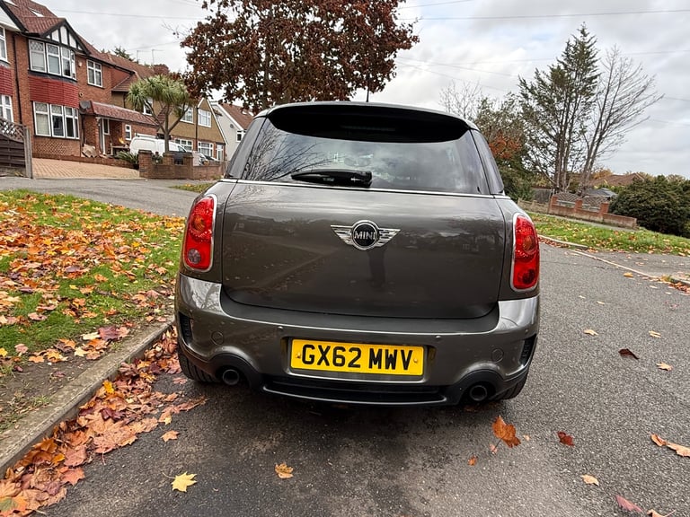 Mini, COUNTRYMAN, 2012,Automatic, SatNav, 1598 (cc), High specs, 5 doors