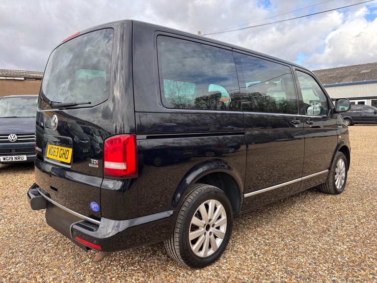 VOLKSWAGEN CARAVELLE DRIVE FROM WHEELCHAIR ACCESSIBLE VEHICLE 2.0 TDI