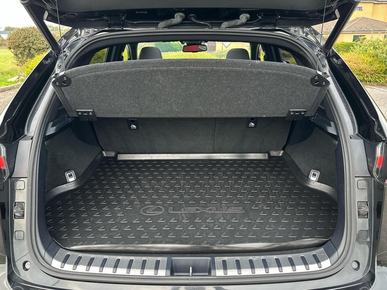 2019 Lexus NX 300h 2.5 5dr CVT (Premium Pack/Pan roof/Leather) SUV Hybrid Automatic