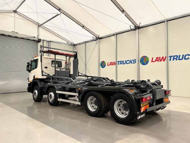 Scania P410 8x4 Rest Cab Hookloader Manual
