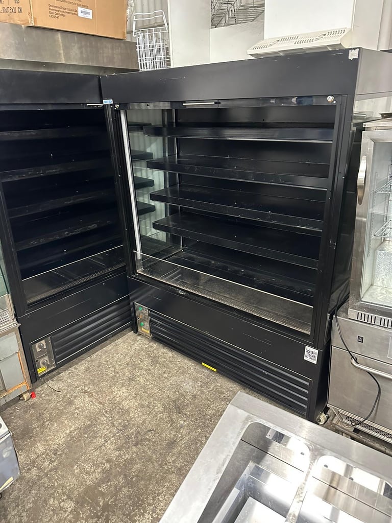 Commercial fridges freezers chiller pizza foster Williams 