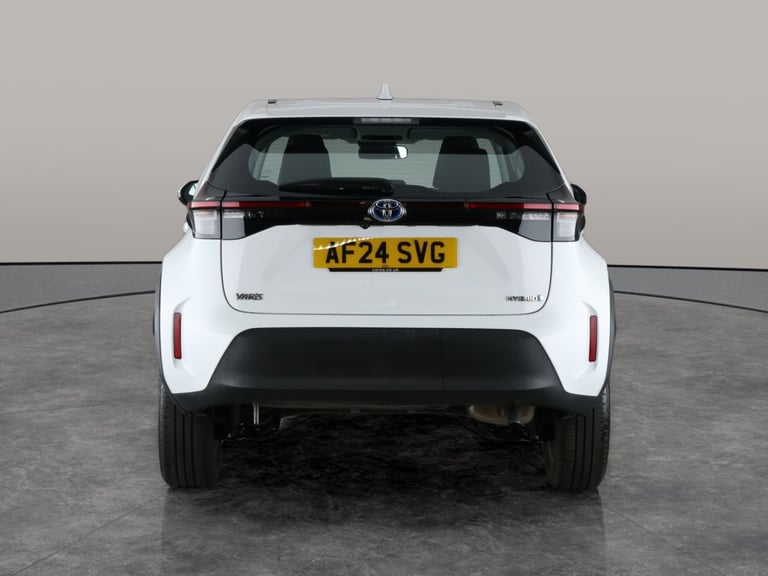 2024 Toyota Yaris Cross 1.5 VVT-h Icon SUV 5dr Petrol Hybrid E-CVT Euro 6 (s/s) (116 ps) - LANE T...