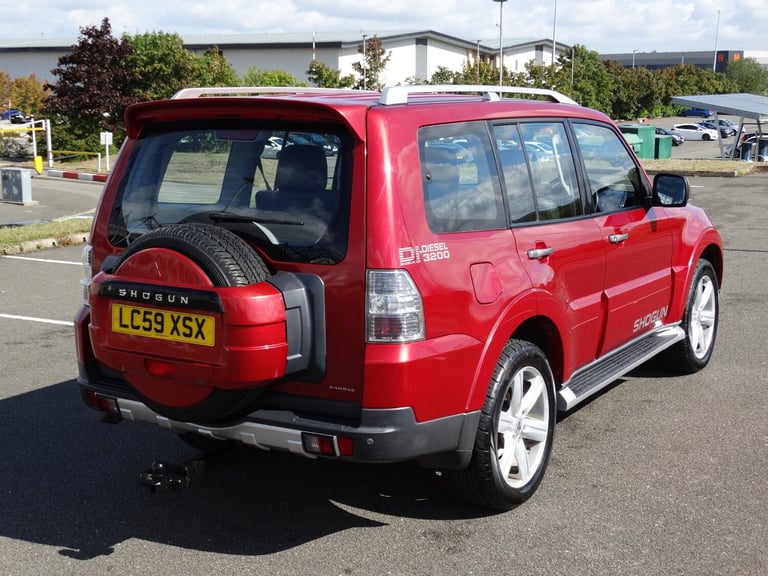 2009 MITSUBISHI SHOGUN 3.2 DIESEL DIAMOND DI-D LWB 7 SEATS AUTO 4WD TOW BAR RED