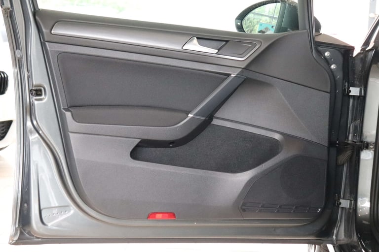 2019 Volkswagen Golf 1.6 Golf Match TDI Semi-Auto 5dr Estate Diesel Automatic