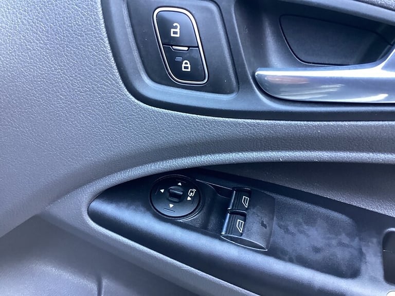 2022 Ford Transit Connect 250 EcoBlue Limited L/R LWB A/C Euro 6 LWB Panel Van Diesel Manual