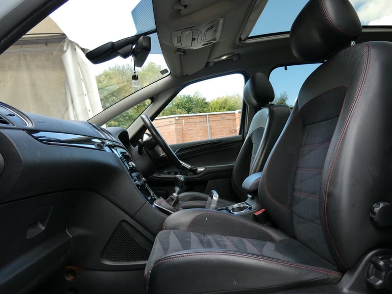 2.2 TDCi 200 Titanium X Sport 5dr *12 SERVICES +PAN ROOF +CRUISE +BTOOTH*
