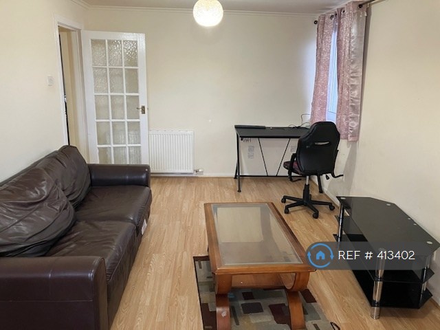 2 bedroom flat in Formartine Road, Aberdeen, AB24 (2 bed) (#413402)