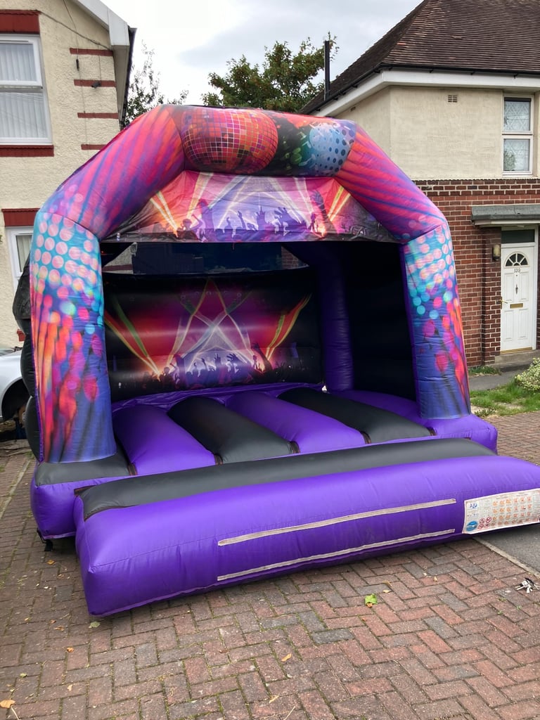 Bouncy castles versus one’s £60 disco ones £90 both + delivery more available ask bargain