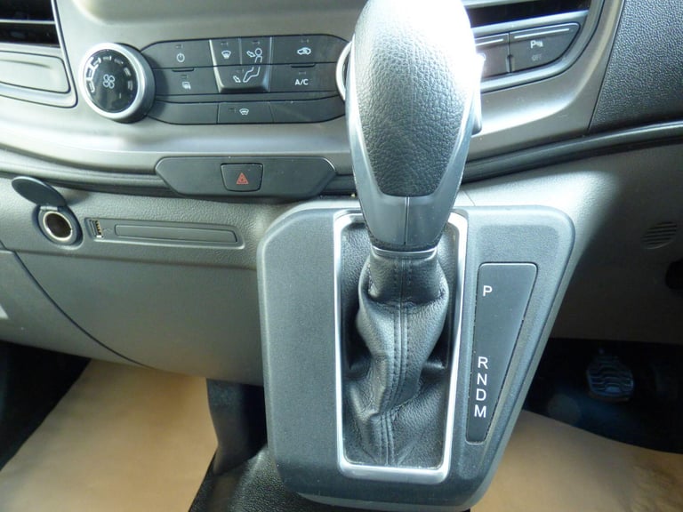 FORD TRANSIT CUSTOM 2.0 300 EcoBlue Trend AUTOMATIC **ALSO COMES WITH 15 MONTHS