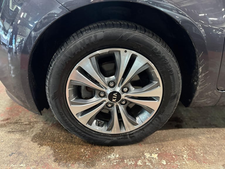 2017 Kia Venga 1.6 3 Auto Euro 6 5dr HATCHBACK Petrol Automatic