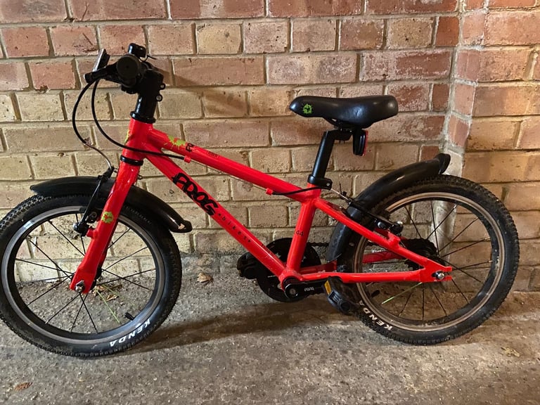 Frog 44 Red 16” pedal bike