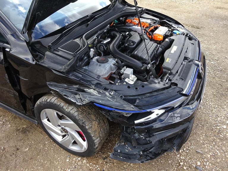 2024 74 REG VOLKSWAGEN GOLF GTE HYBRID AUTO DAMAGED REPAIRABLE SALVAGE