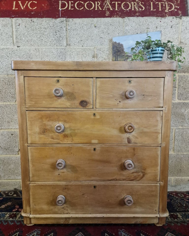 Mid to Late Victorian Pine Chest of Drawers