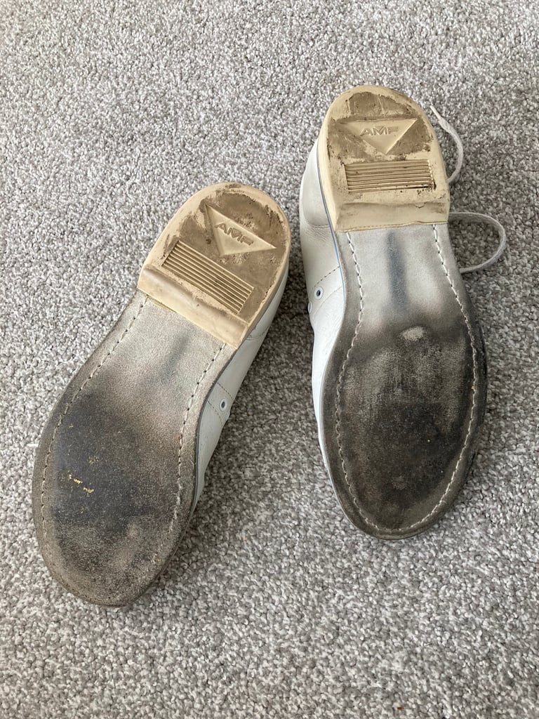 Women’s Ten Pin Bowling Shoes