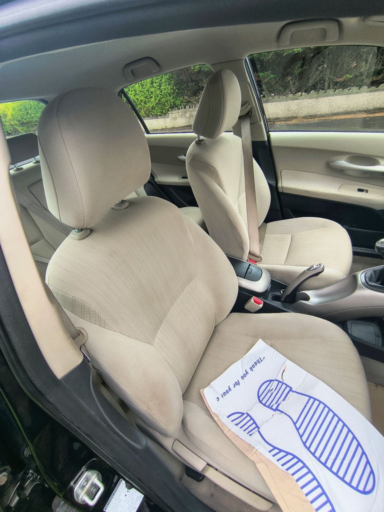 Toyota, AURIS, FULL MOT LOW MILEAGE, Hatchback, 2008, Manual, 1598 (cc), 5 doors