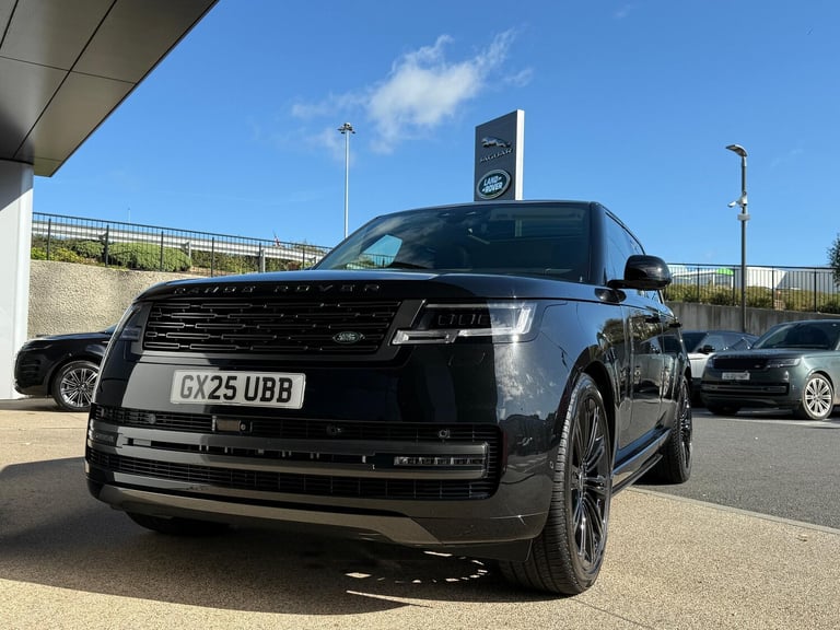 2025 Land Rover Range Rover 3.0 P400 HSE 4dr Auto ESTATE PETROL Automatic