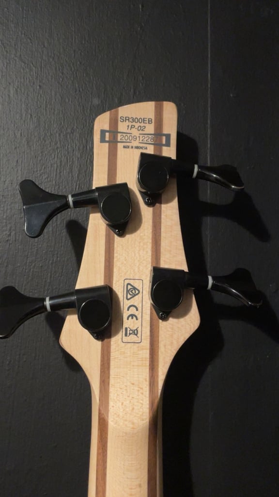 Ibanez 300eb Bass Guitar