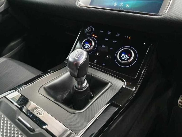 2019 Land Rover Range Rover Evoque 2.0 D150 R-Dynamic SUV 5dr ESTATE Diesel Manual