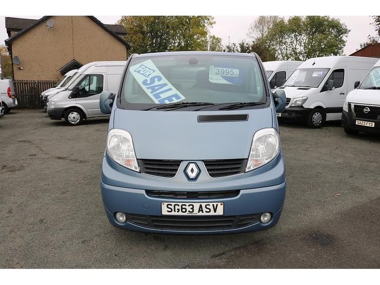 2013 RENAULT TRAFIC LWB *NO VAT* SPORT EXCELLENT CONDITION YEARS MOT vivaro