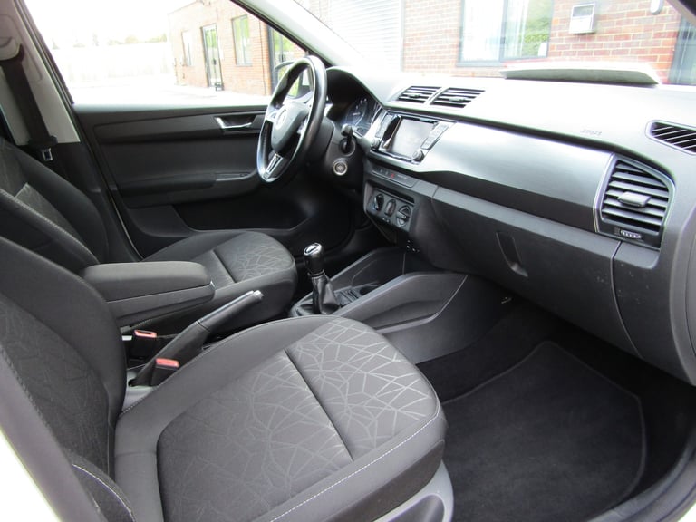 2018 Skoda Fabia 1.0 SE ESTATE EURO6 (s/s) 5DR MANUAL PETROL LEFT HAND DRIVE Estate Petrol Manual