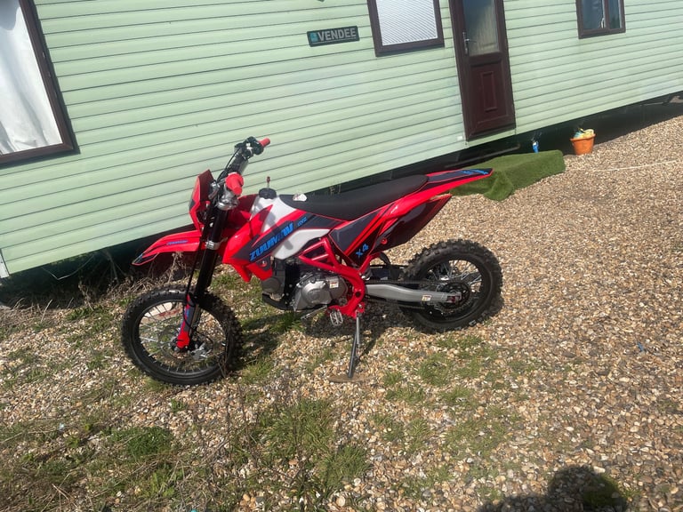 125cc 4 stroke pit bike