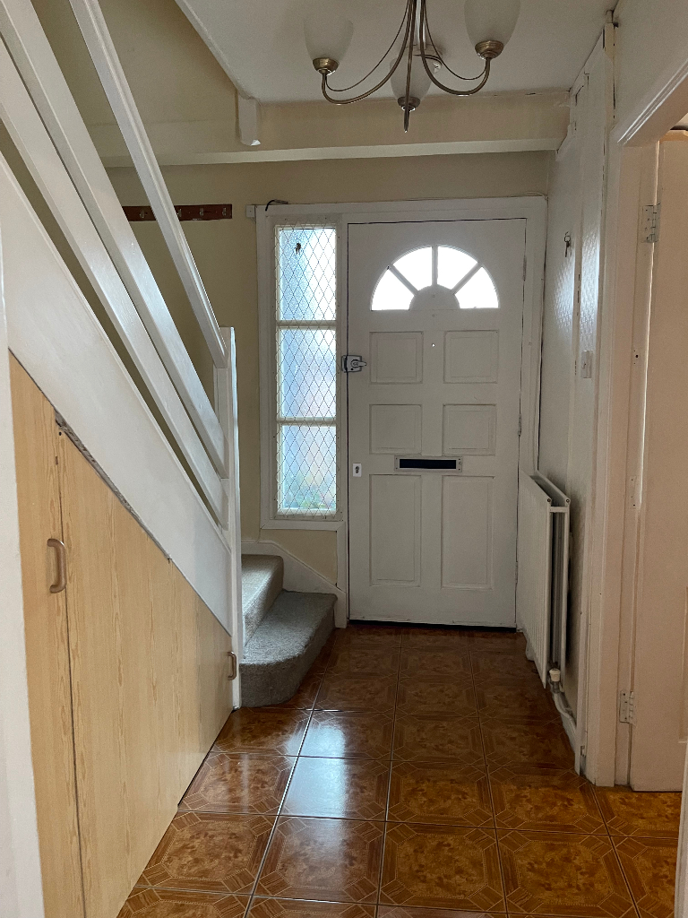 NICE AND BIG ROOM SHARE AT STRATFORD CITY CENTRE E15 AVAILABLE NOW 