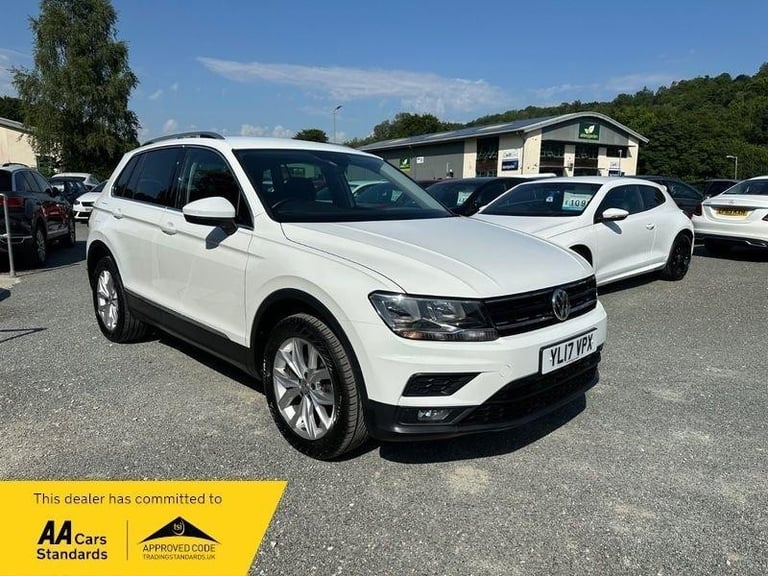 image for 2017 Volkswagen Tiguan 2.0 TDI SE Navigation SUV 5dr Diesel Manual 4Motion Euro 