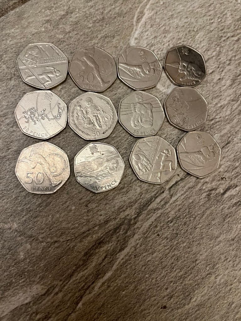 Mix of £2 and 50p
