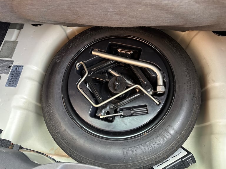 Low Miles! Fiat, 500, Hatchback, 2011, Manual, 1242 (cc), 3 doors