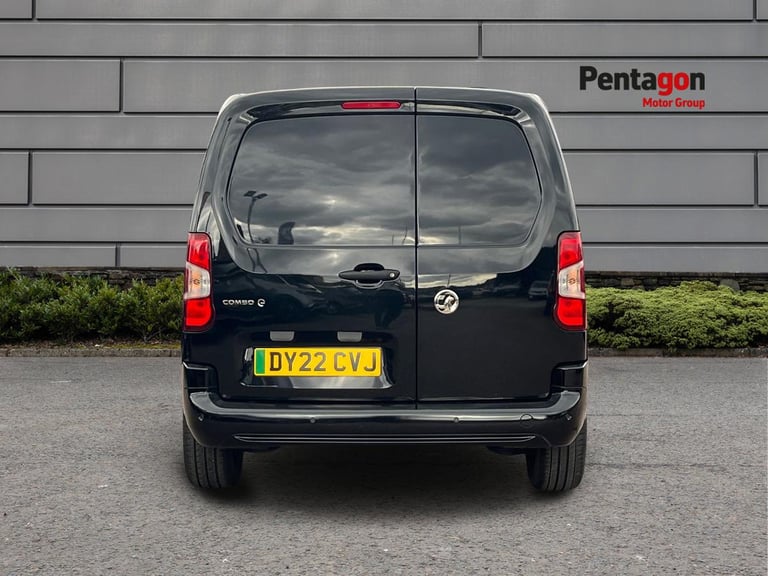  Vauxhall Combo Electric 2300 50kwh Sportive Panel Van 6dr Electric Auto L2 H1