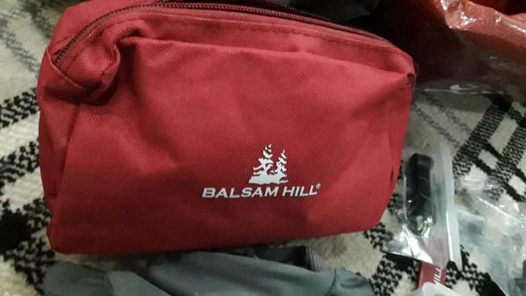 Balsam Hill 5.5 Red spruce Slim tree with bag gloves spare bulbs ect used once