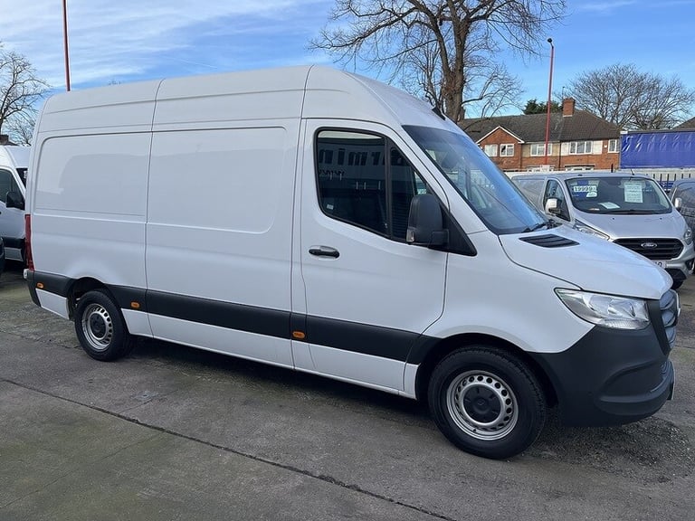 2022 Mercedes-Benz Sprinter 3.5t H1 Premium Van PANEL VAN DIESEL Manual